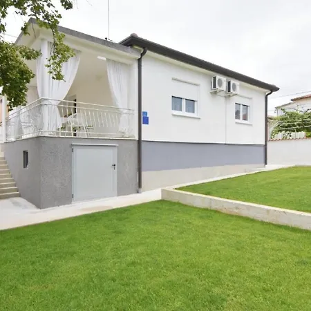 Maria Punta By Interhome Umag